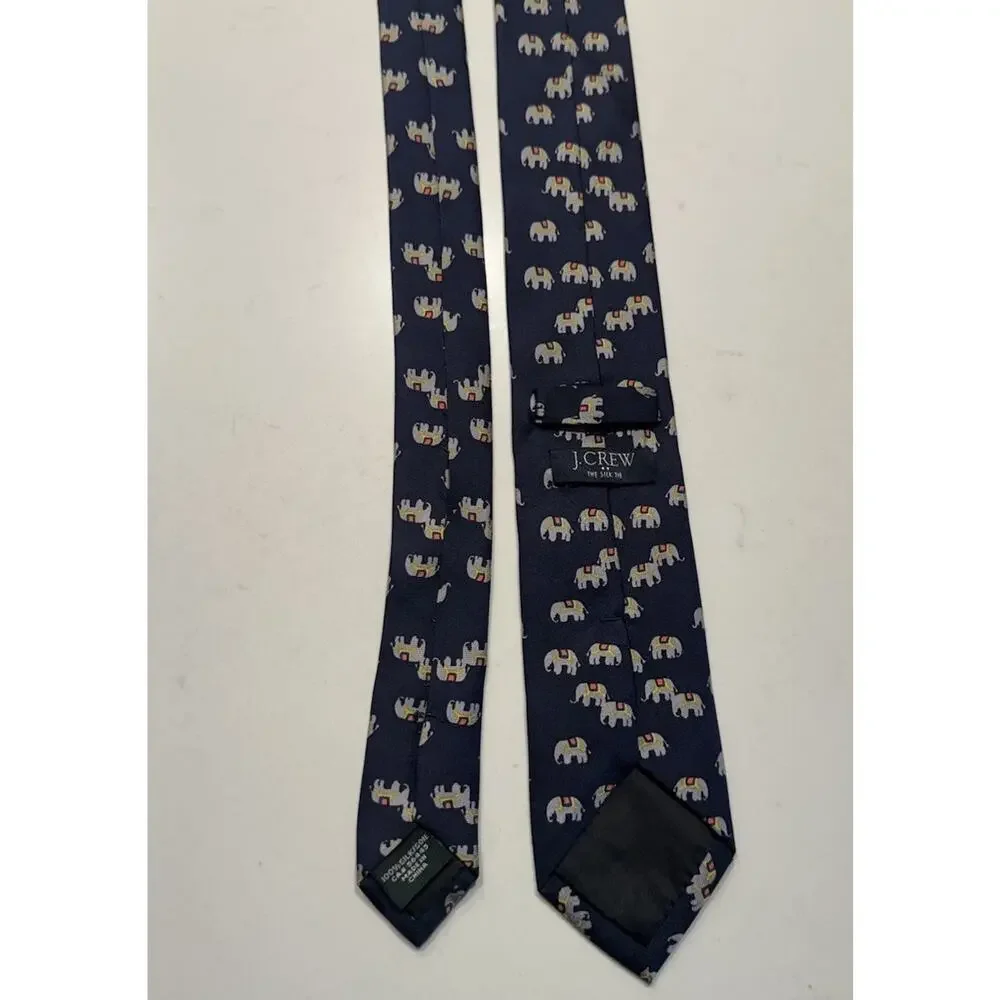J Crew The Silk Tie Navy Blue All Over Elephant Print Preppy‎ 100% Silk READ